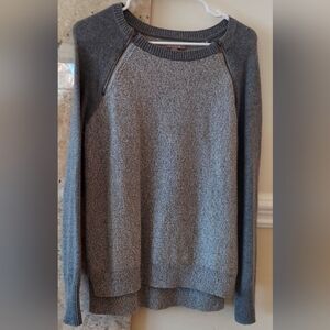 Banana Republic lightweight sweater